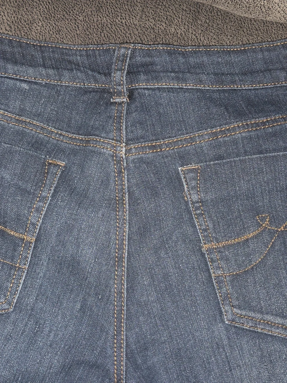 DKNY Women's Dark Wash Jeans - Classic Indigo, Size 10
